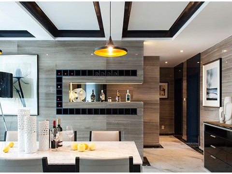 餐廳 在墻體中留出一點空間可以作為小吧臺使用。既節省了空間又節省了耗材。